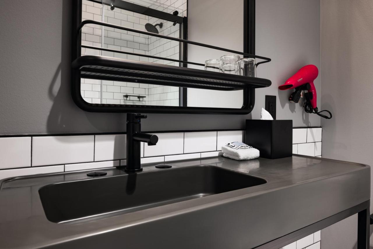 Moxy Omaha Downtown Hotell Eksteriør bilde