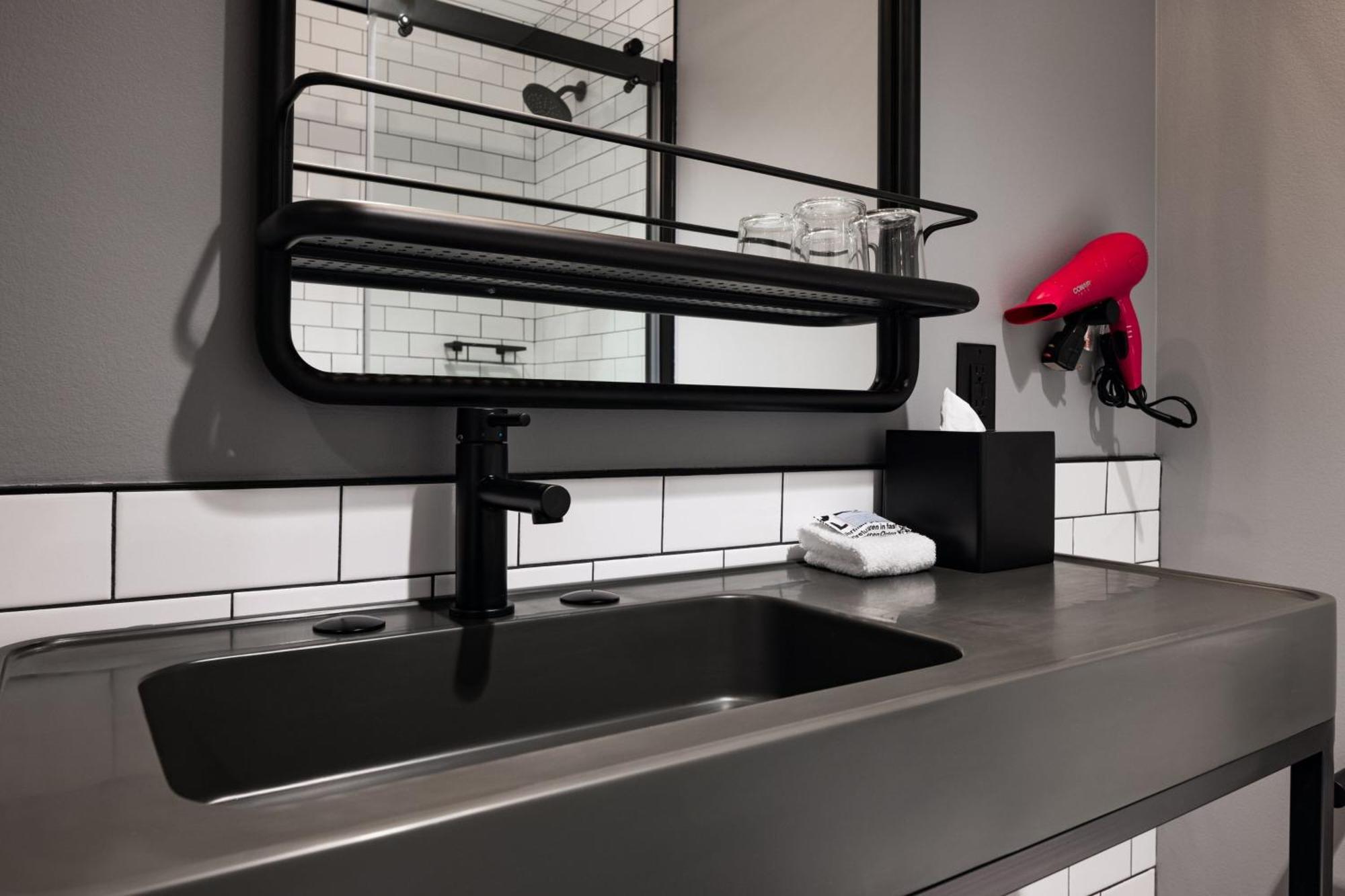 Moxy Omaha Downtown Hotell Eksteriør bilde